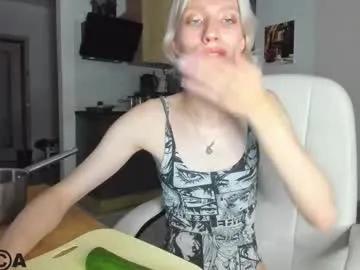 _alice_kitty — naked 5m #teen #young #flexible #skinny #smalltits [38 tokens remaining]