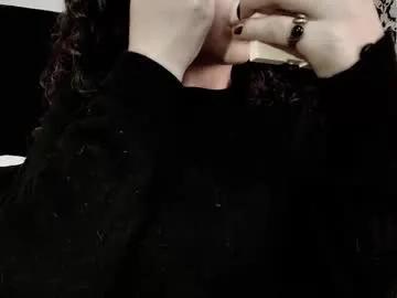 Freechat adeelinee on Chaturbate