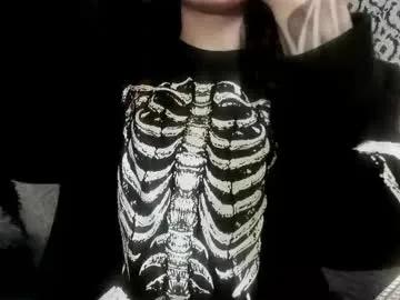 Freechat adeelinee on Chaturbate