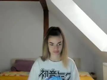 Freechat adventurina on Chaturbate