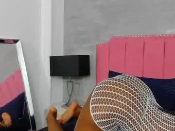 Freechat alaia_colins on Chaturbate