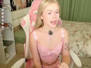 Freechat aleksalore on Chaturbate