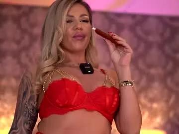 Freechat almavelia on Chaturbate