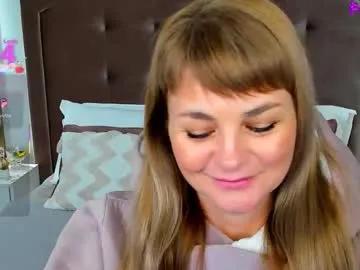 annasimonsj on Chaturbate 