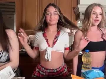 Freechat avaowenss on Chaturbate