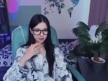 Away azaliya_haze on Chaturbate