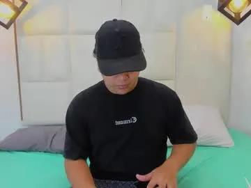 bennett_alejoo on Chaturbate 