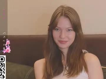 Freechat cherrymira on Chaturbate