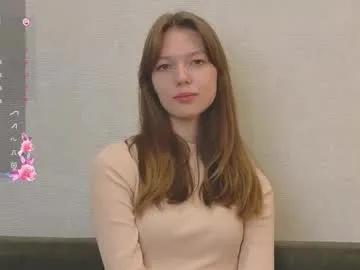 Freechat cherrymira on Chaturbate