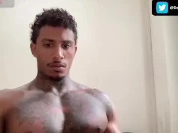 Freechat deepthroatfucker_ccs on Chaturbate