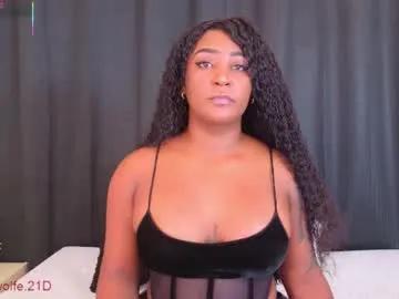 denise_wolfe —  Hello Denise  | YOUR EBONY GIRL WANT TO SHOW YOU HOW TO MOVE A BIG ASS [43 tokens left] #latina #twerk #squirt #ebony #bigass