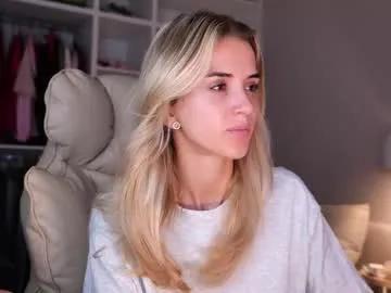 Freechat entya on Chaturbate