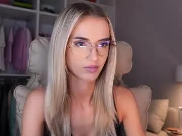 Freechat entya on Chaturbate