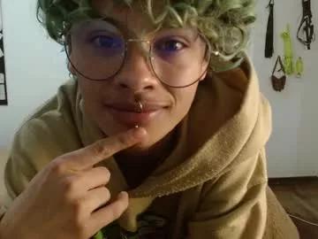 Freechat fenixmfx on Chaturbate
