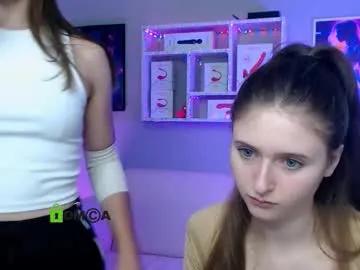 Freechat flora_ri on Chaturbate