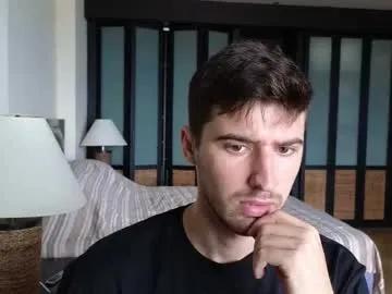 Freechat gilbertogonzales on Chaturbate