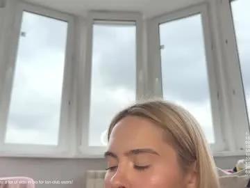 Freechat honey_sunshine on Chaturbate