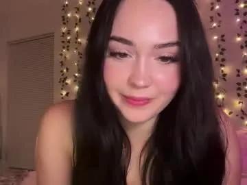 jocelyynn — im backkk!!! say hiiii <3 #new #brunette #natural #american