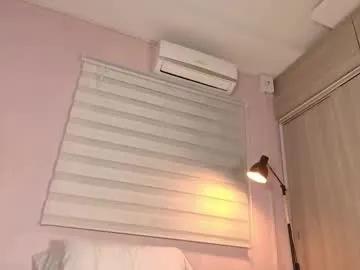 keila_hott20 — Hii love #ebony #bigass #latina #teen #glasses