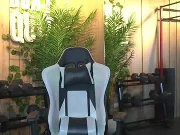 Chaturbate kim_beckett is Freechat kim_beckett — Let's hit a bit of gym today #strong #latina #skinny #fitness #ebony