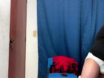 Freechat logan_x3 on Chaturbate
