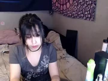 londonray — cum vibe with me :) #18 #brat #privateopen #petite #lipstick