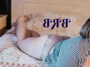 Freechat love_milanna on Chaturbate