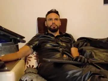 Freechat master_roberto333 on Chaturbate