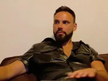 Freechat master_roberto333 on Chaturbate