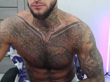 Freechat maxi_foxxx on Chaturbate