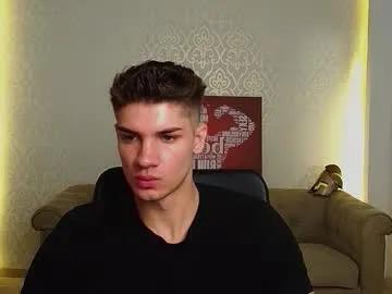 Freechat maxkaiden on Chaturbate