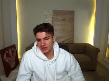 Freechat maxkaiden on Chaturbate