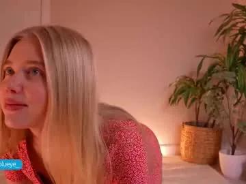 Freechat miablueye on Chaturbate