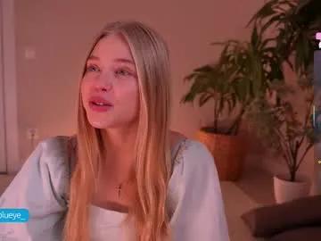 Freechat miablueye on Chaturbate