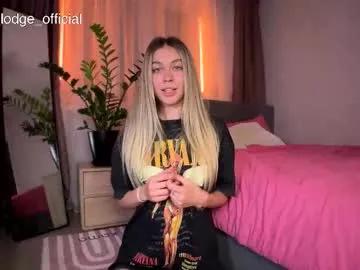 Group nika_lodge_official on Chaturbate