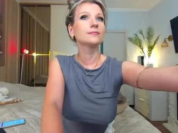 Freechat oh_julie on Chaturbate