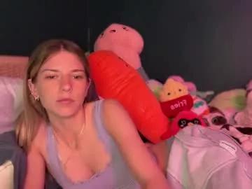 Private oliviahansleyy on Chaturbate