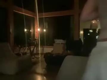 Freechat peacheekitty on Chaturbate