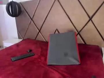 Freechat penelopeguzman__ on Chaturbate