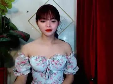 Freechat sensational_yeng on Chaturbate