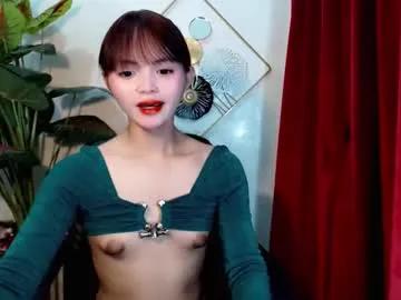 Freechat sensational_yeng on Chaturbate