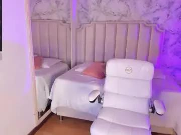 Private shantal_thompson21 on Chaturbate