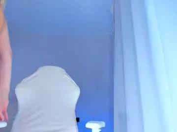 Freechat showmejenny on Chaturbate