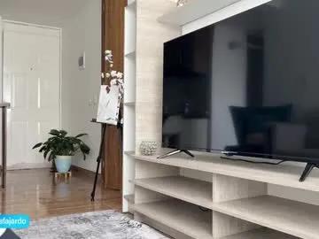 Freechat sweet_littleee on Chaturbate