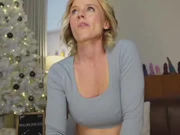 taylor_love_303 — [1000 tokens to goal] --   NEW b/g video! follow me! help me hit 700k! 99 tokens for control  Goal = Squirt   -- 777, 300, 77, 55, 26 favs-- -- #squirt #bigboobs