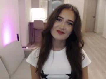 Freechat tinyxstar on Chaturbate