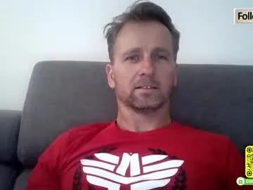 Freechat tomhardic on Chaturbate