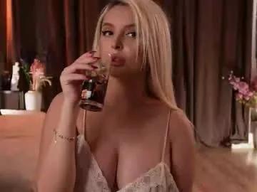 Private victoriamorrone on Chaturbate