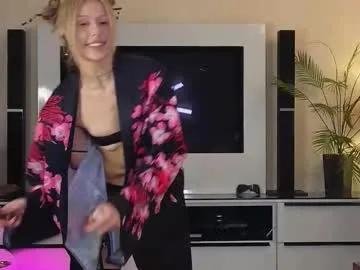 Freechat yononeey on Chaturbate