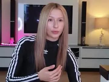 Freechat yononeey on Chaturbate